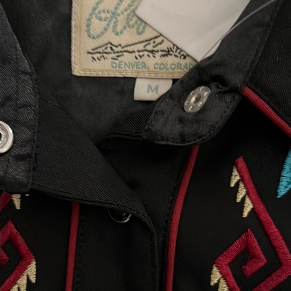 NWT Black Shirt with Colorful Embroidery western shirt - Picture 3 of 5